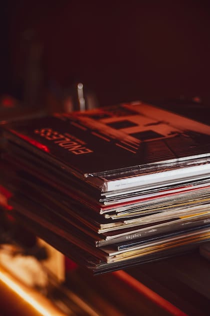 En Yakinilo apuestan a la combinación de vinilos y cocina de inspiración japonesa