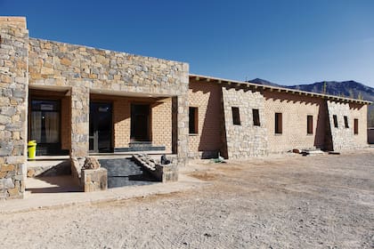 En zona de puna, Hostería El Peñón.