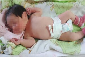 Robaron a una beba en el Hospital Paroissien mientras su madre dormía: fue encontrada horas más tarde