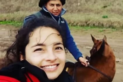 Encontraron el cuerpo de una mujer y ahora investigan si se trata de Antonella Barrios, la joven de 24 años que fue vista por última vez en el municipio bonaerense de Rojas, uno de los distritos más afectados por el temporal