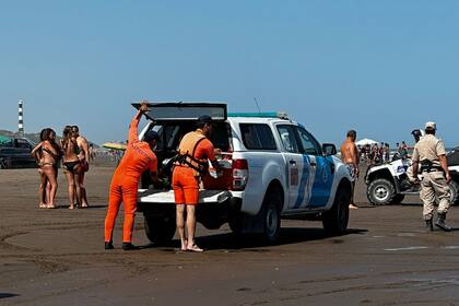 Encontraron un cuerpo en la playa de Claromecó