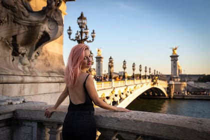 Encontré la ciudad empapelada con la edición de septiembre de la revista Le Point, que en su tapa vendía "La sexualidad en Francia".