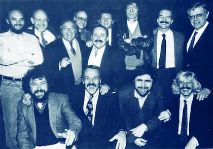 Encuentro con mucho humor, con Fontanarrosa, Quino, Tato Bores, Luis Landriscina, Rudy, Jorge Guinzburg, Alejandro Dolina, Sábat y Les Luthiers