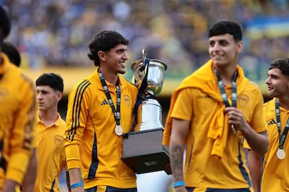 Encuentro entre Boca Juniors y Racing Club de Avellaneda por las semifinales del Torneo Clausura 2025. En el estadio Alberto J. Armando, el 7 de diciembre de 2025.