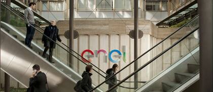 Enel es una empresa nacida en Italia que cotiza en las bolsas de Nueva York y Milán