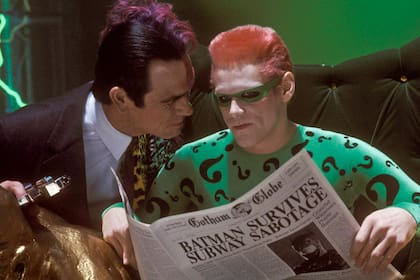 Tommy Lee Jones y Jim Carrey en Batman Forever