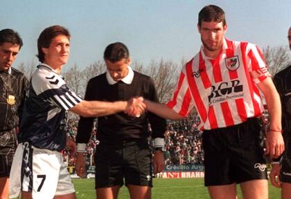 Enemigos en el clásico platense