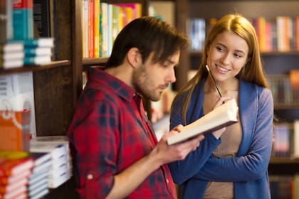 Enfoque en equidad: programa prioriza a estudiantes de bajos ingresos, zonas rurales y minorías que históricamente enfrentaron barreras para ingresar a la universidad