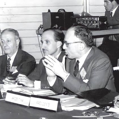 Enrique Shaw creó en 1952 la Asociación Cristiana de Emprsarios, una entidad que continua en la actualidad