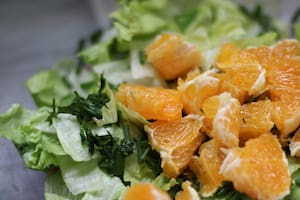 Ensalada asiática de naranja