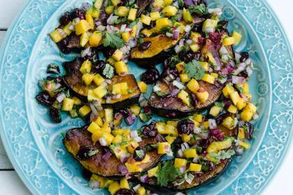 Ensalada de cabutia asada con mango