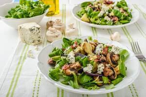 Ensalada de radicheta con queso azul