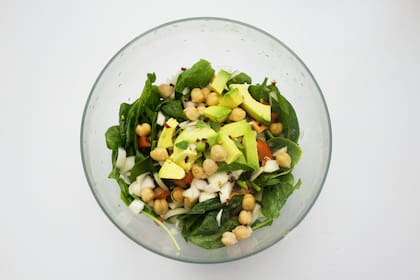 Ensalada de rúcula y garbanzos (Imagen ilustrativa)