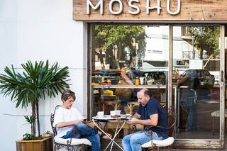 Moshu, un café con onda frente al parque que cosecha fans en Saavedra