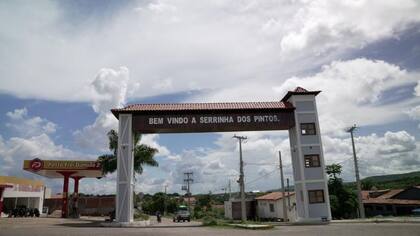 Entrada a Serrinha dos Pintos.