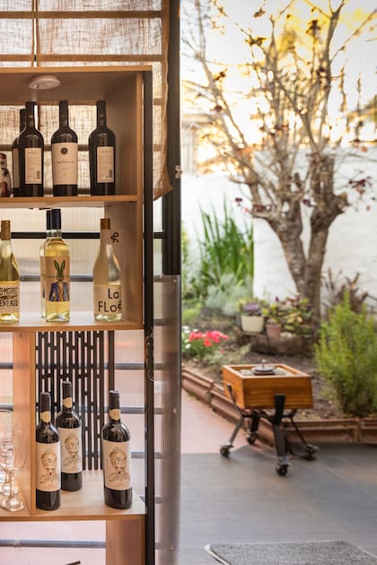 Entrada al patio de Ñuro