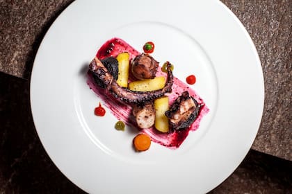 Entrada de pulpo, en Saurus.