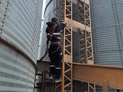 Entre las maniobras detectadas por la AFIP figuran la falta de registracin del movimiento de los productos, faltantes de stock, as como la ausencia de documentacin respaldatoria para el ingreso de la mercadera a las plantas de acopio