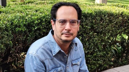 Entre las muchas utopías que se han tratado de construir en América Latina, Federico Guzmán escogió siete muy simbólicas.