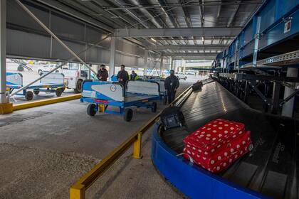 Entre las obras que se encararon en el aeropuerto de Bariloche, se cuentan un nuevo sistema de equipajes