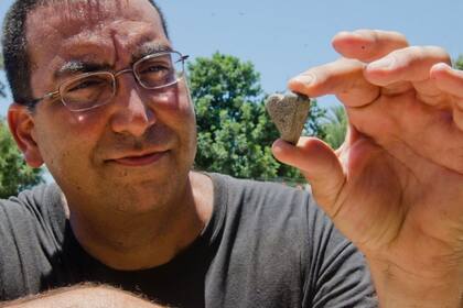 Entre las piezas que fueron halladas hay algunas que tienen forma de corazón que deberán ser colocadas por los expertos en el lugar que corresponde