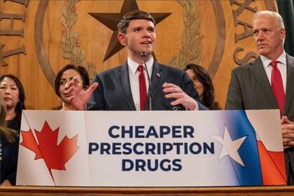 Entre las propuestas del candidato demócrata resaltan las reformas a la inmigración, hacer que las grandes corporaciones y los estadounidenses más ricos paguen más impuestos y contratar un mayor número de docentes