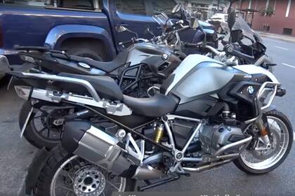 Entre los 45 vehículos secuestrados aparecen motos de alta gama