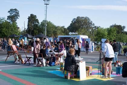 Entre los expositores, habrá feriantes de moda, arte y deco