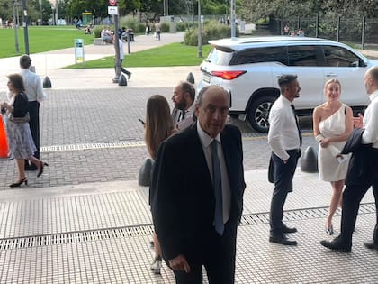 Entre los invitados también estuvo Guillermo Francos y Peter Lamelas