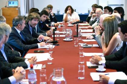 Entre los temas tratados se destacan los proyectos de nuevas plazas y la necesidad de sumar móviles para el traslado de detenidos