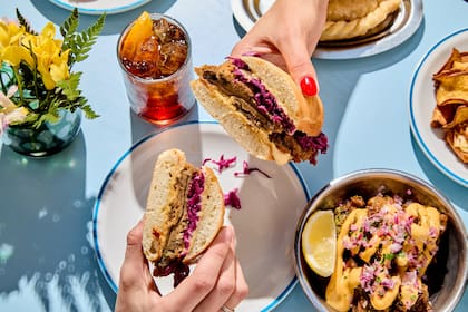 Entre tapas y platitos