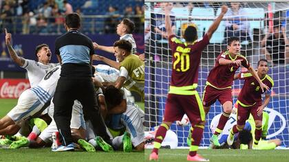 Entre Uruguay y Venezuela saldrá el representante sudamericano en la final del Mundial Sub 20