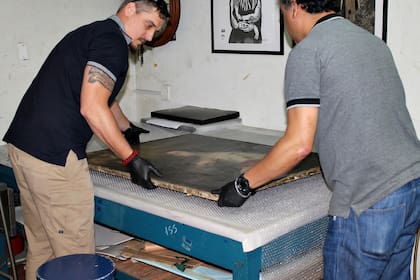 Entrega de la obra por parte de Interpol Montevideo