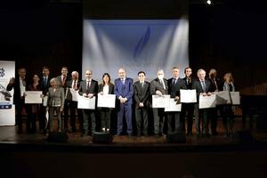 Los nuevos miembros de la Academia Nacional de Periodismo recibieron sus diplomas con emoción y orgullo