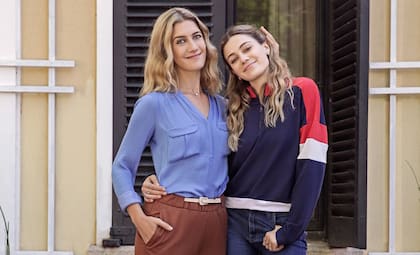 Clara Alonso y Caro Domenech, madre e hija en la ficción de Disney+