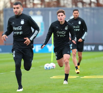 Entrenamiento de la selección argentina, camino a las eliminatorias y la Copa América.