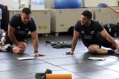 Entrenamiento de los All Blacks en el CENARD
