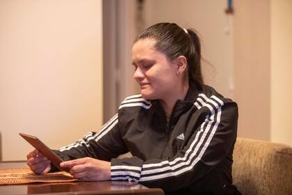 Entrevista a Carolina Zambrano, la viuda de Juan Pablo Roldán, el policía federal asesinado por una persona con problemas psiquiátricos en la esquina del Malba.