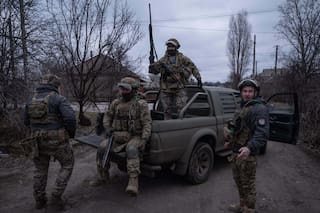 Enviados ucranianos y rusos mantienen en Ginebra un segundo día de diálogos mediados por EEUU