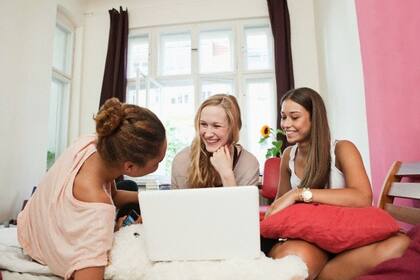 Enviar cadenas y archivos muy pesados sólo termina fastidiando