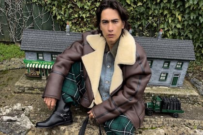 Enzo Vogrincic se convirtió en modelo y dijo presente en la semana de la moda de París