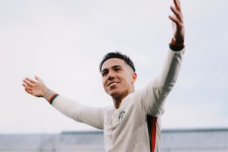 Gol, ovación y el atento radar de dos poderosos de Europa por el pase del campeón del mundo