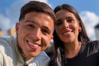 Enzo Fernández decidió separarse de Valentina Cervantes tras seis años juntos y dos hijos en común (Foto: Instagram @valucervantes)