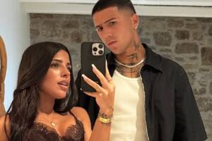Enzo Fernández y Valentina Cervantes eligieron Grecia como destino de sus mini vacaciones