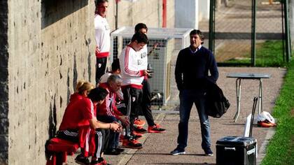 Enzo Francescoli aclaró el panorama del mercado para River