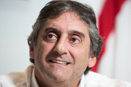 Enzo Francescoli se mantiene como director deportivo del plantel profesional