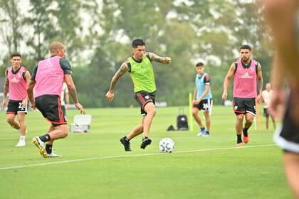 Enzo Pérez, ¿en uno de sus últimos entrenamientos con la camiseta de River? El volante no anunciará nada hasta después de jugar con Rosario Central