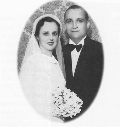 Regina y Mario Bergoglio, en su casamiento, en 1935, un año antes del nacimiento de Jorge