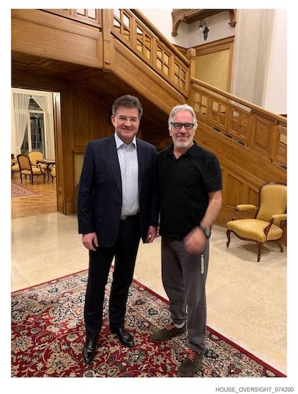 Epstein junto al eslovaco Miroslav Lajcak