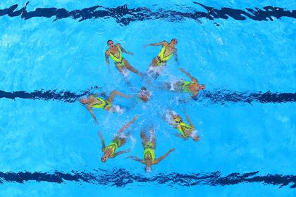 Equipo Colombiano de nado artístico compite en la final